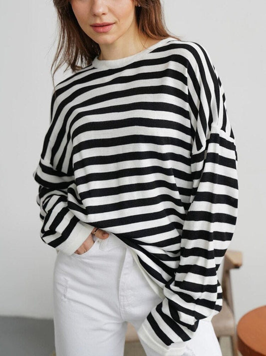 ZEDASTYLE T Shirt Black / S Striped Oversize T-shirt, Model View